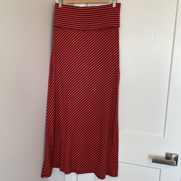 Anne Klein size L skirt - Picture 4 of 4